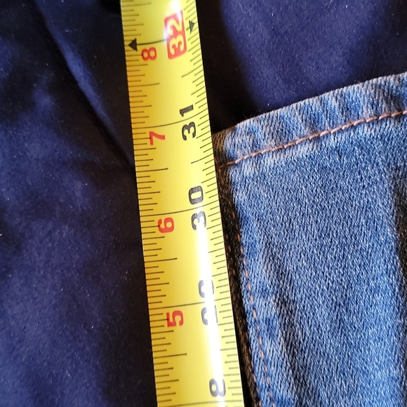 classic Levi's - Picture 6 of 6